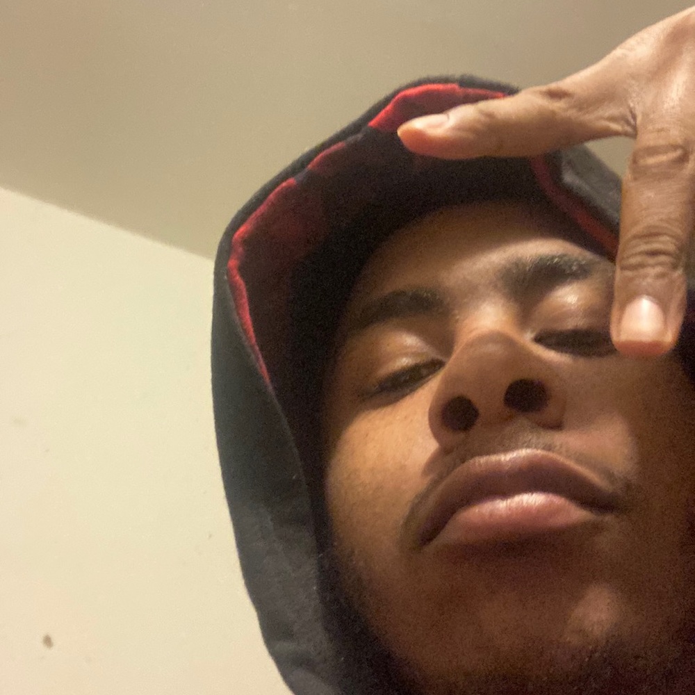 Meet your Posher, Qwashaw